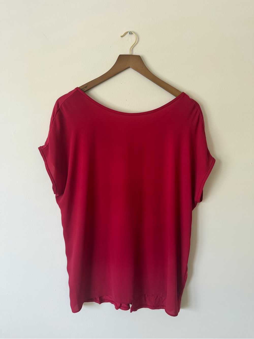 LOFT Short Sleeve Scoop Neck Top in Berry Pink Medium EUC